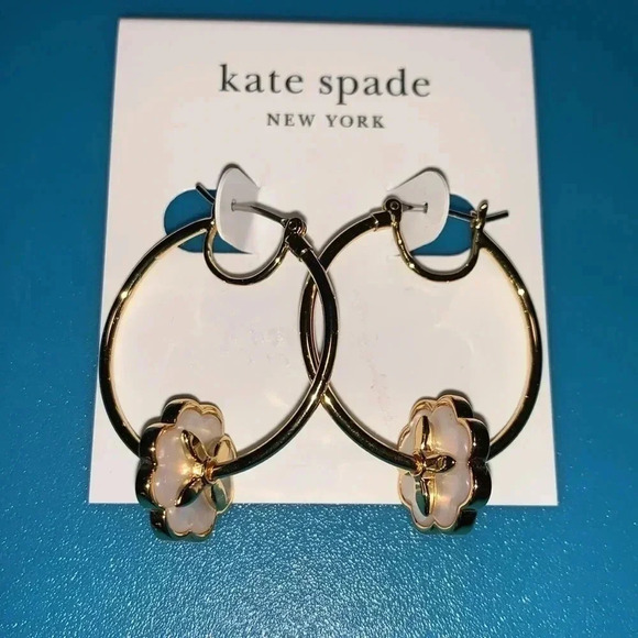 KATE SPADE ♠️ Women’s Earrings, NWT.Heritage Bloom. - Picture 2 of 2